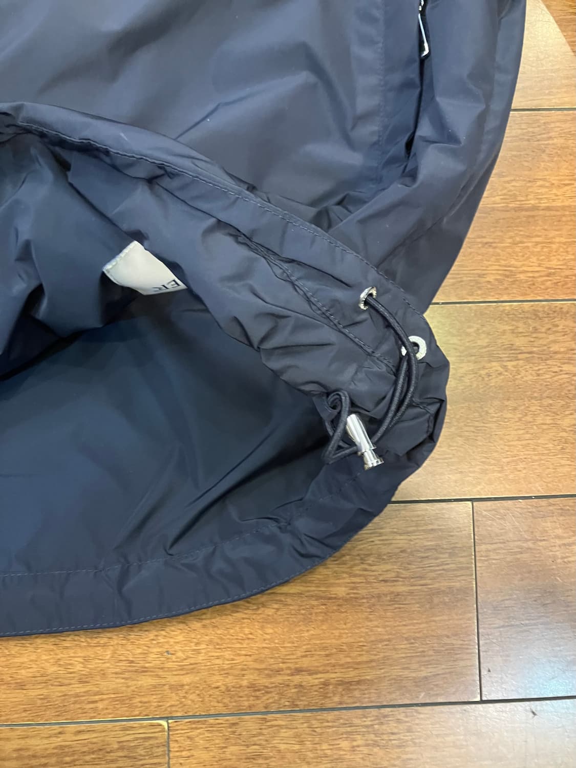 몽클레어  몽클레르 바람막이 점퍼 2사이즈 상품이미지5