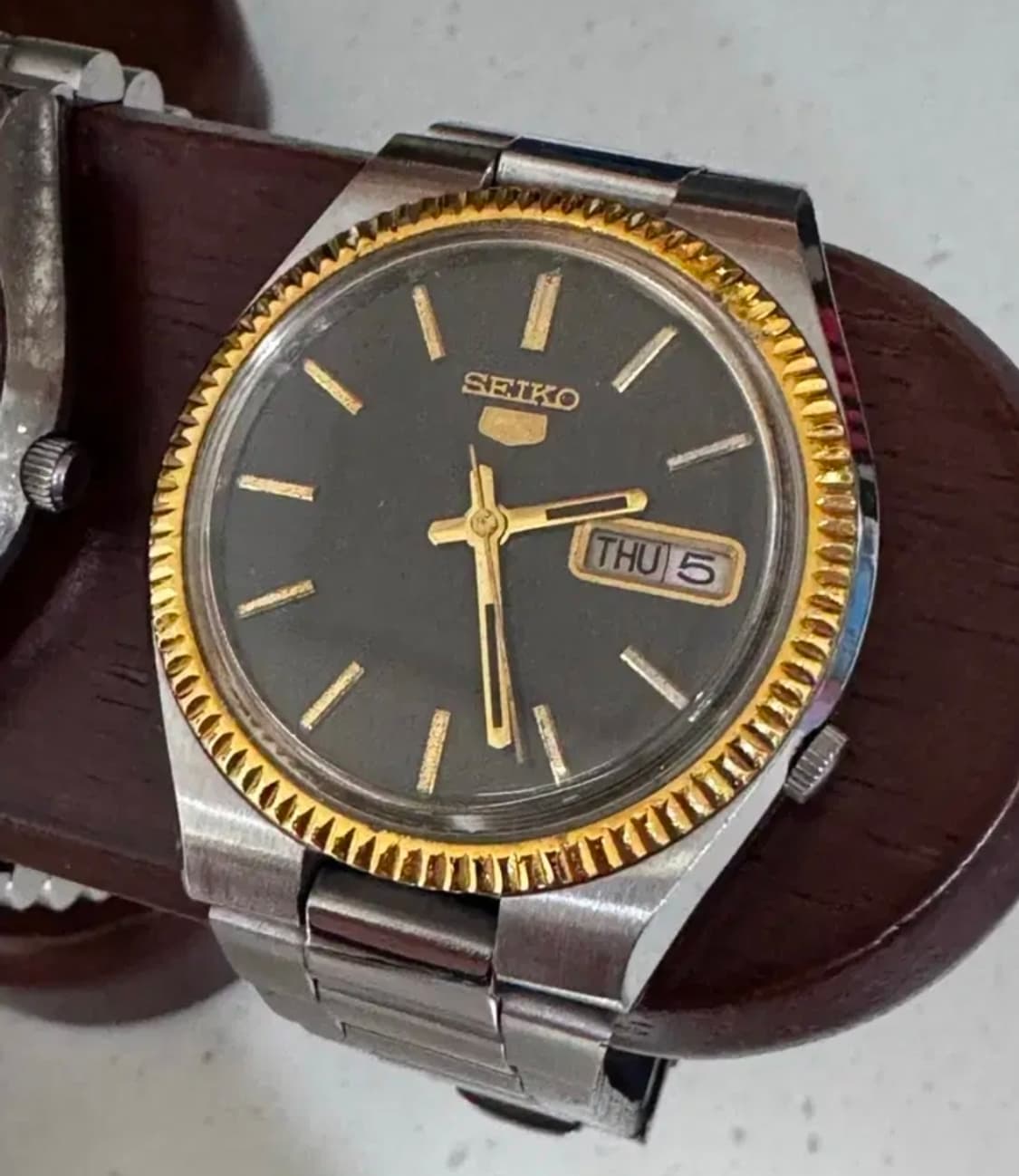 세이코5 70s80s 빈티지 플루티드 베젤 데이저스트 상품이미지1