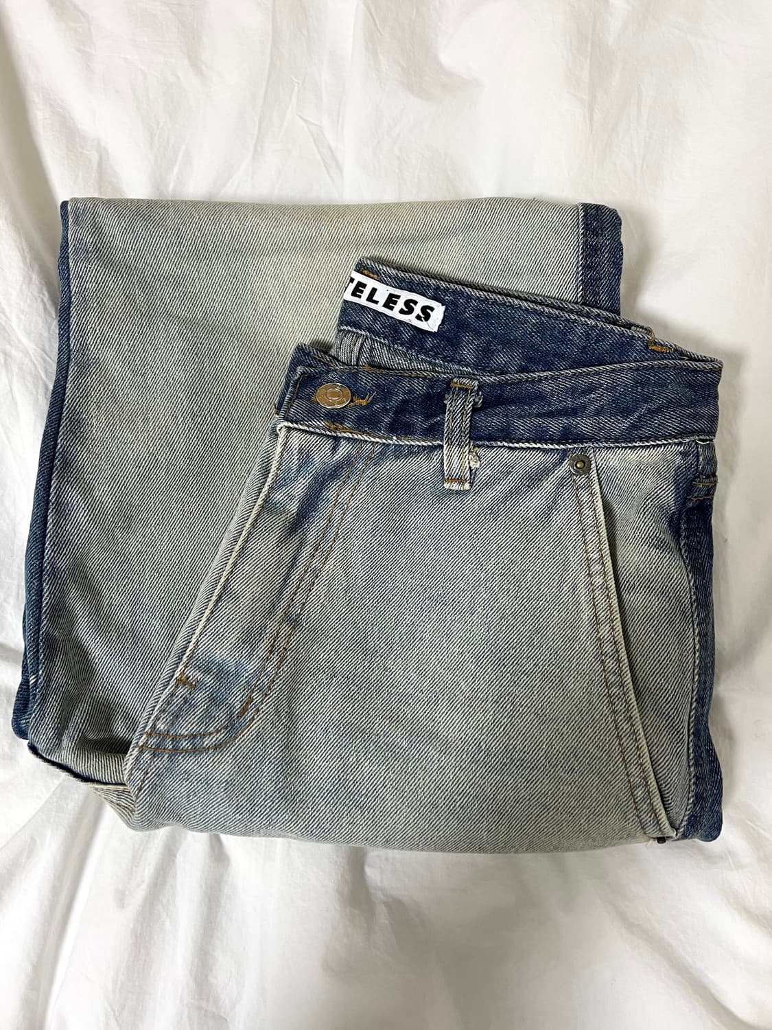 (새상품) 앞뒤 반전 워싱 청바지 상품이미지1