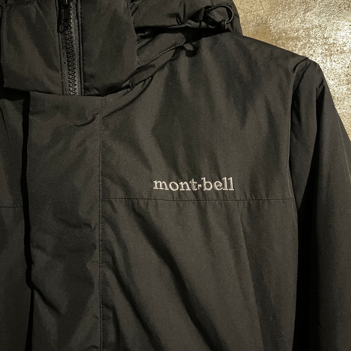 몽벨 바람막이 후드 자켓 상품이미지2