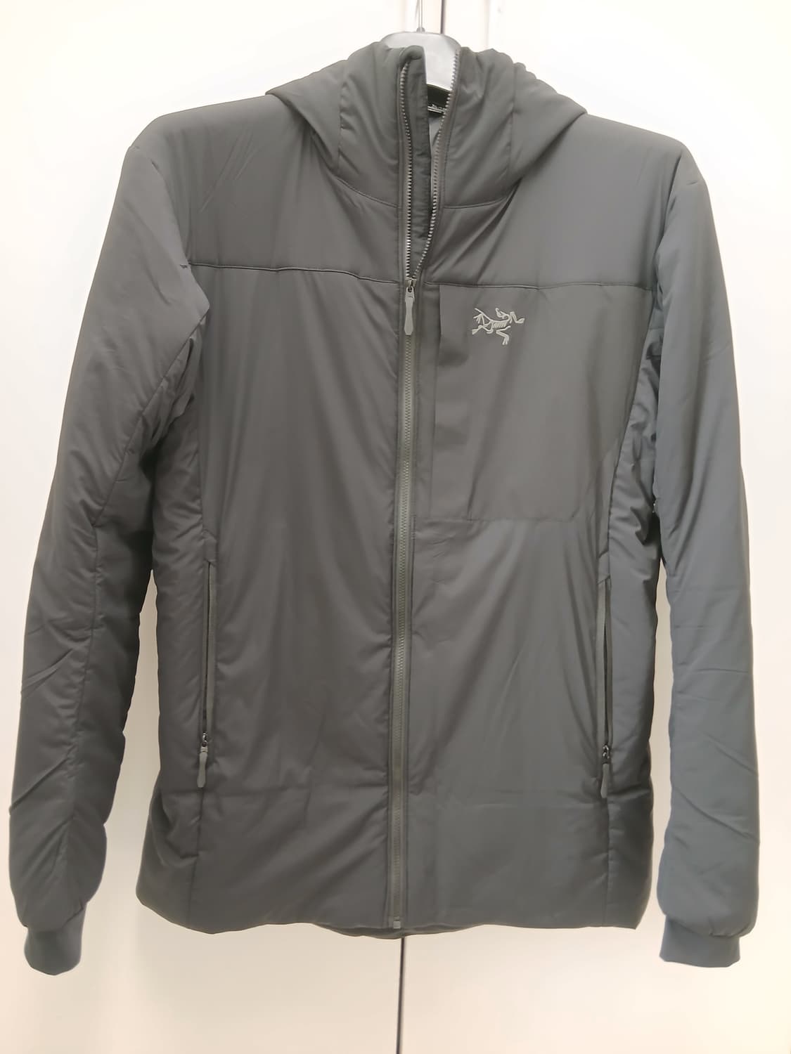 새상품 급 아크테릭스 프로톤 후디 캐럽 105(XL) 상품이미지1