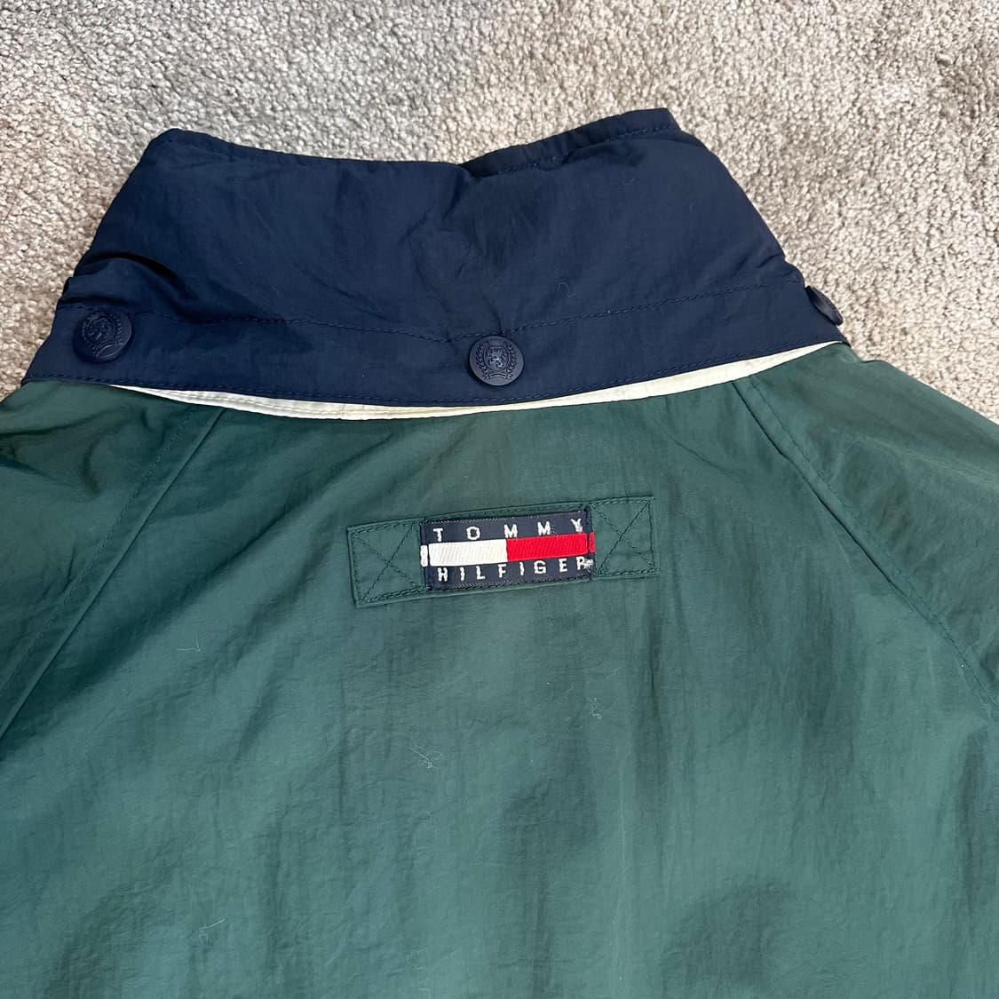 타미힐피거 올드스쿨 스펠아웃 윈드브레이커 자켓2XL 상품이미지9