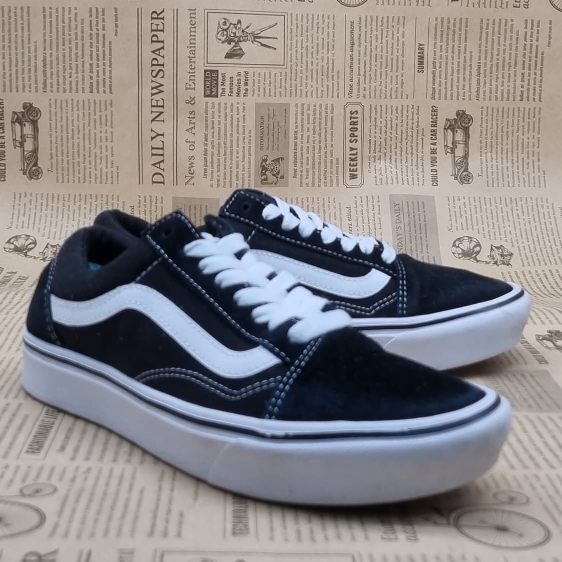 반스 컴피쿠시 스니커즈 245 상품이미지1