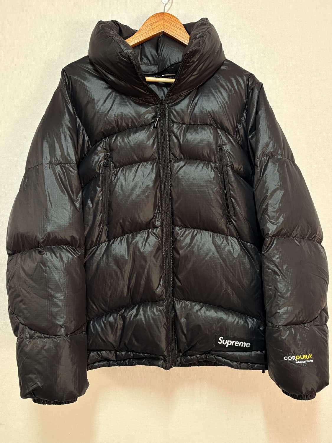 [M] 슈프림 리버시블 페더 웨이트 다운 자켓 블랙 상품이미지1