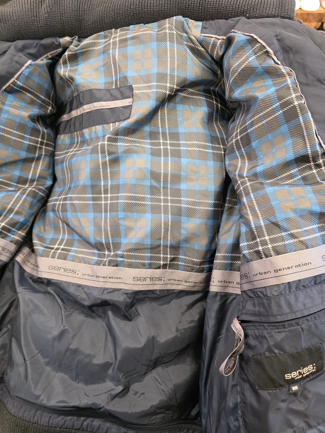 series; 시리즈 코오롱  모직 덕다운패딩
싸이즈 100~105. 남 상품이미지4