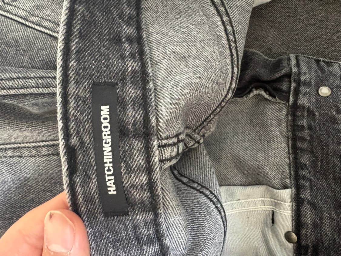 해칭룸 와이드 커브드진(워시드 블랙) 상품이미지3