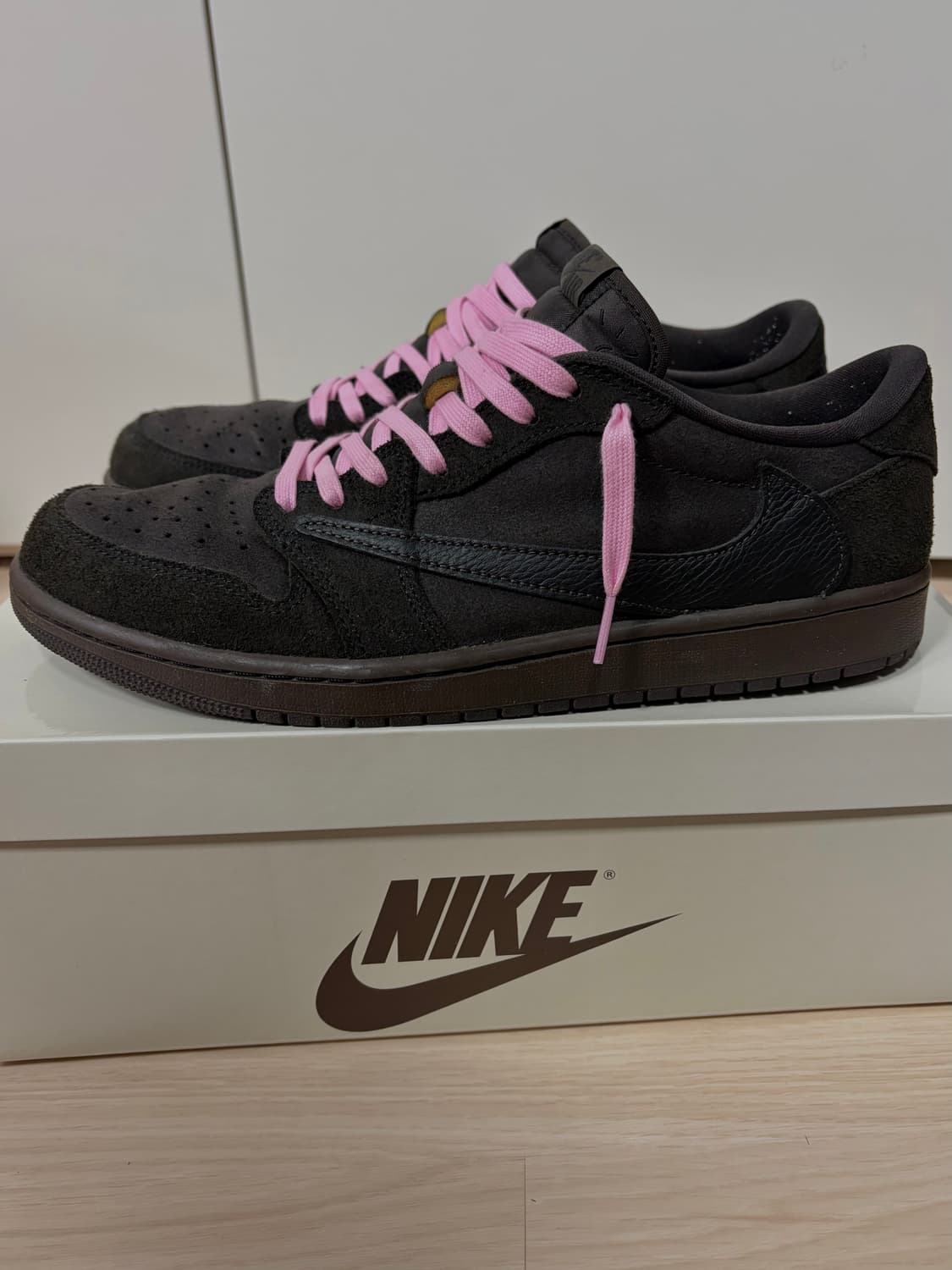 나이키 트래비스 스캇 290 상품이미지1