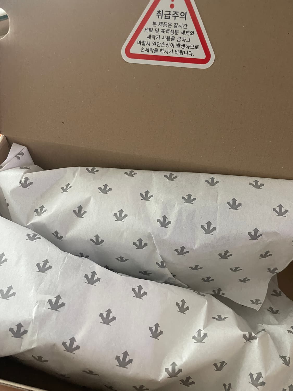 데상트 디마라톤 블랙화이트 운동화 255mm 새상품 상품이미지2