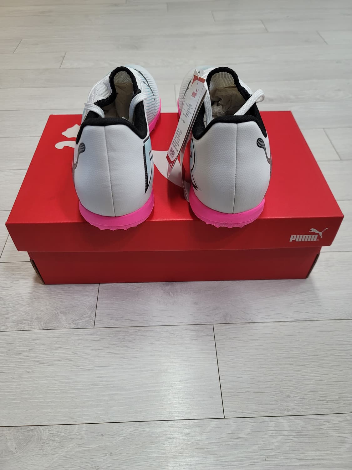 (265)푸마 풋살화 퓨처 7 플레이 TT[대전 직거래도 가능] 상품이미지6