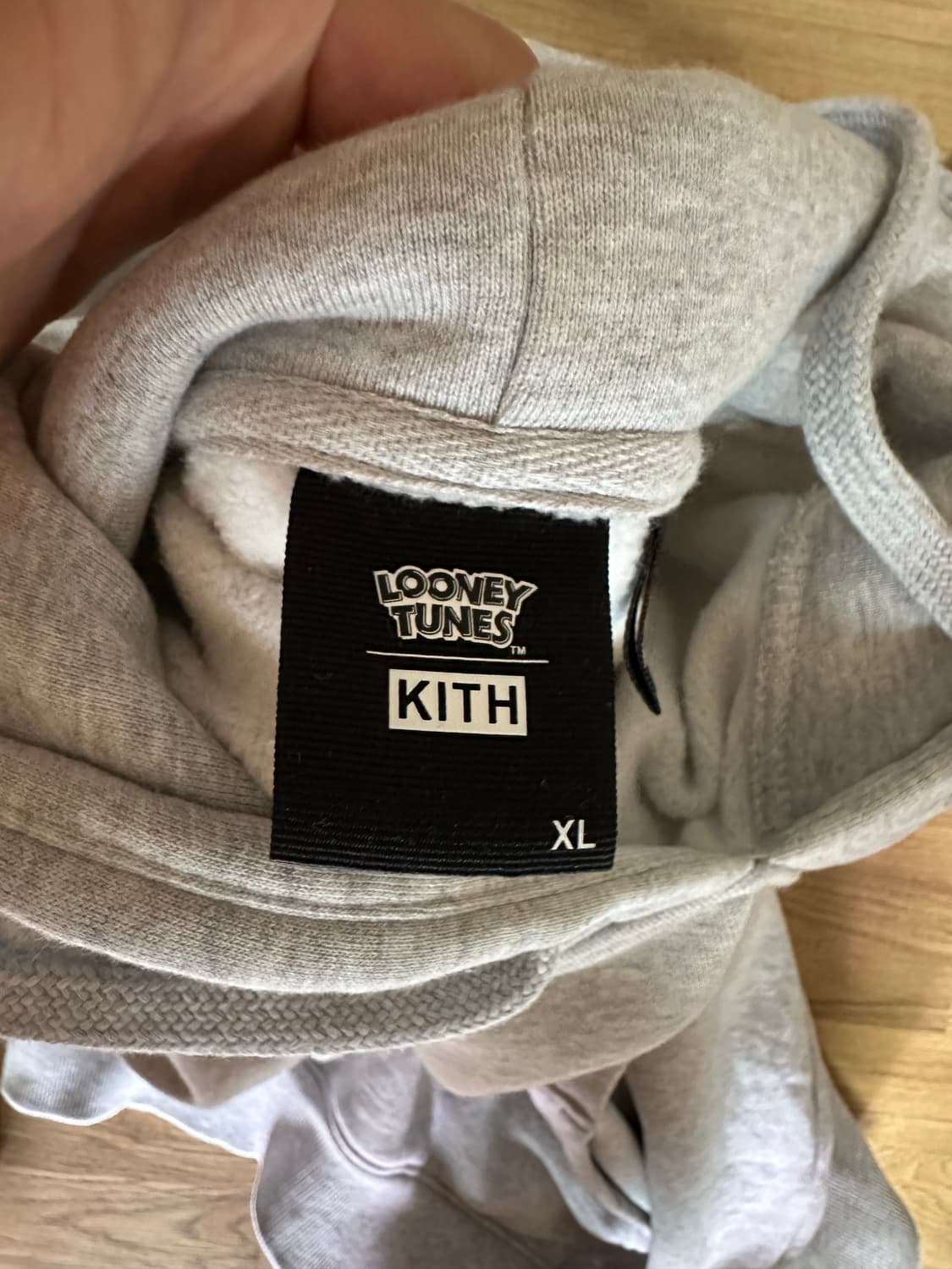Kith x Looney Tunes Hoodie XL 상품이미지4