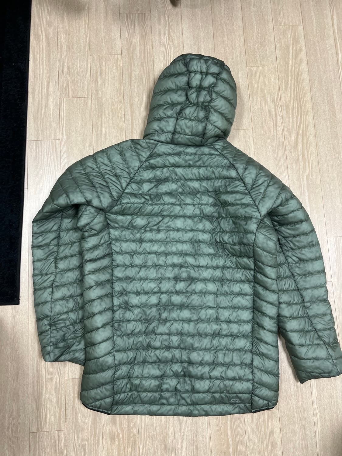 고요웨어 경량패딩(미사용) 상품이미지2