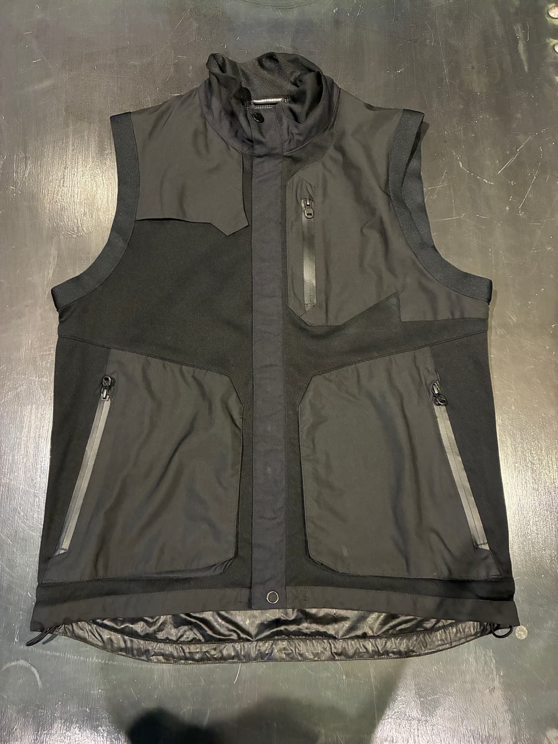 L) 화이트 마운티니어링 고어텍스 베스트 조끼 상품이미지1