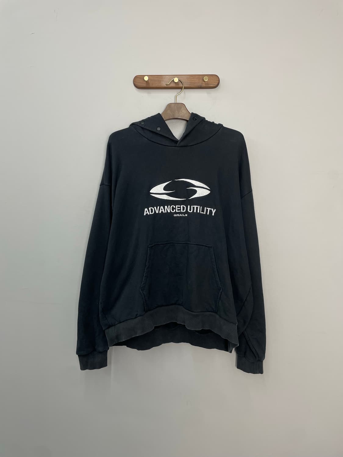 그레일즈 오발 로고 블랙 후드티 H2042 상품이미지2