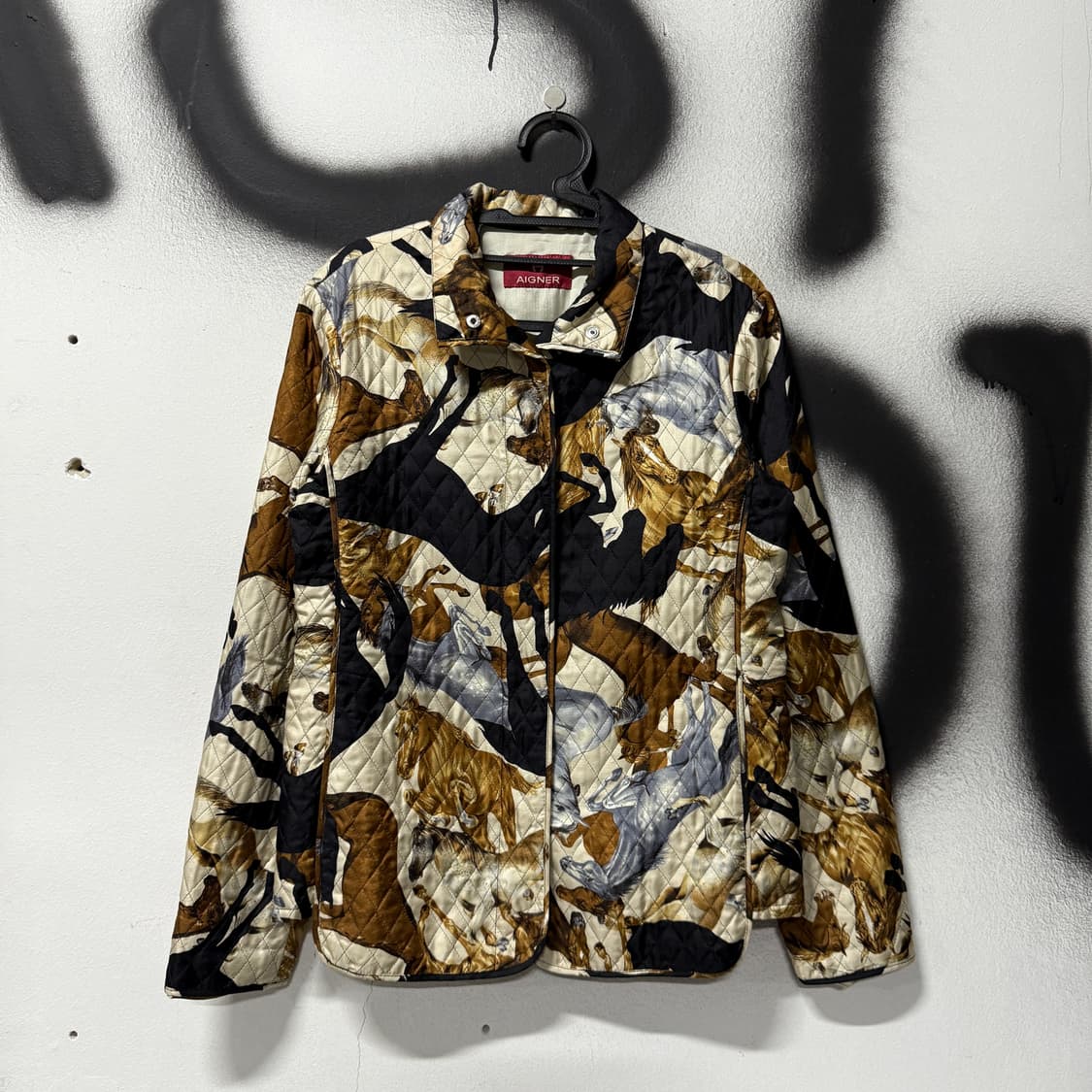 백화점판 아이그너 실크 100% 바로크 풀 패턴 퀼팅 자켓 상품이미지1