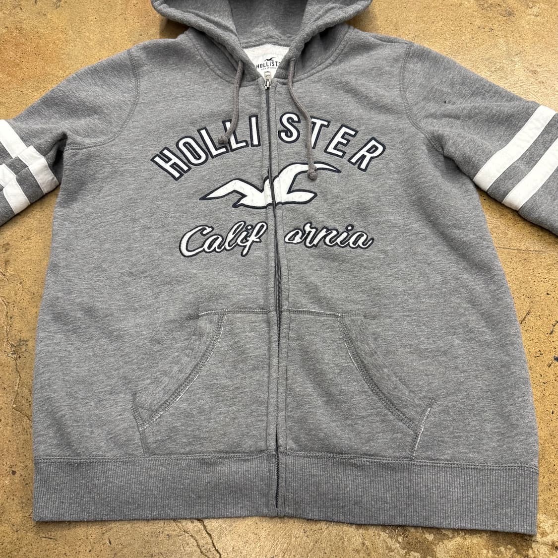 홀리스터 그레이 로고 후드집업  상품이미지3