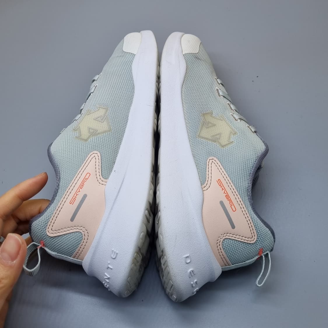 데상트 스카이 브리드 여성운동화240  상품이미지5