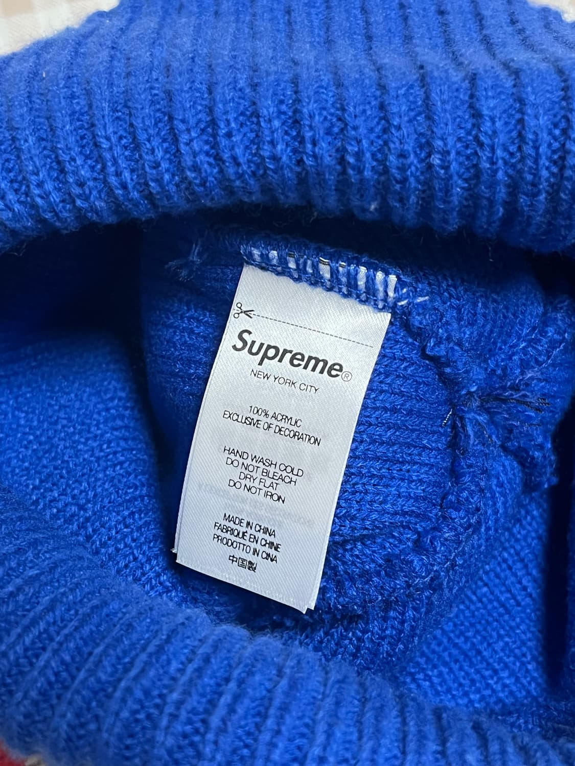 슈프림 방울 비니 상품이미지4