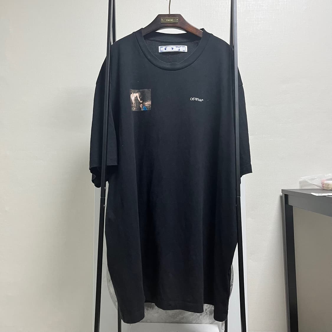 정품 2XL) 오프화이트 카라바조 애로우 반팔 티셔츠 상품이미지1
