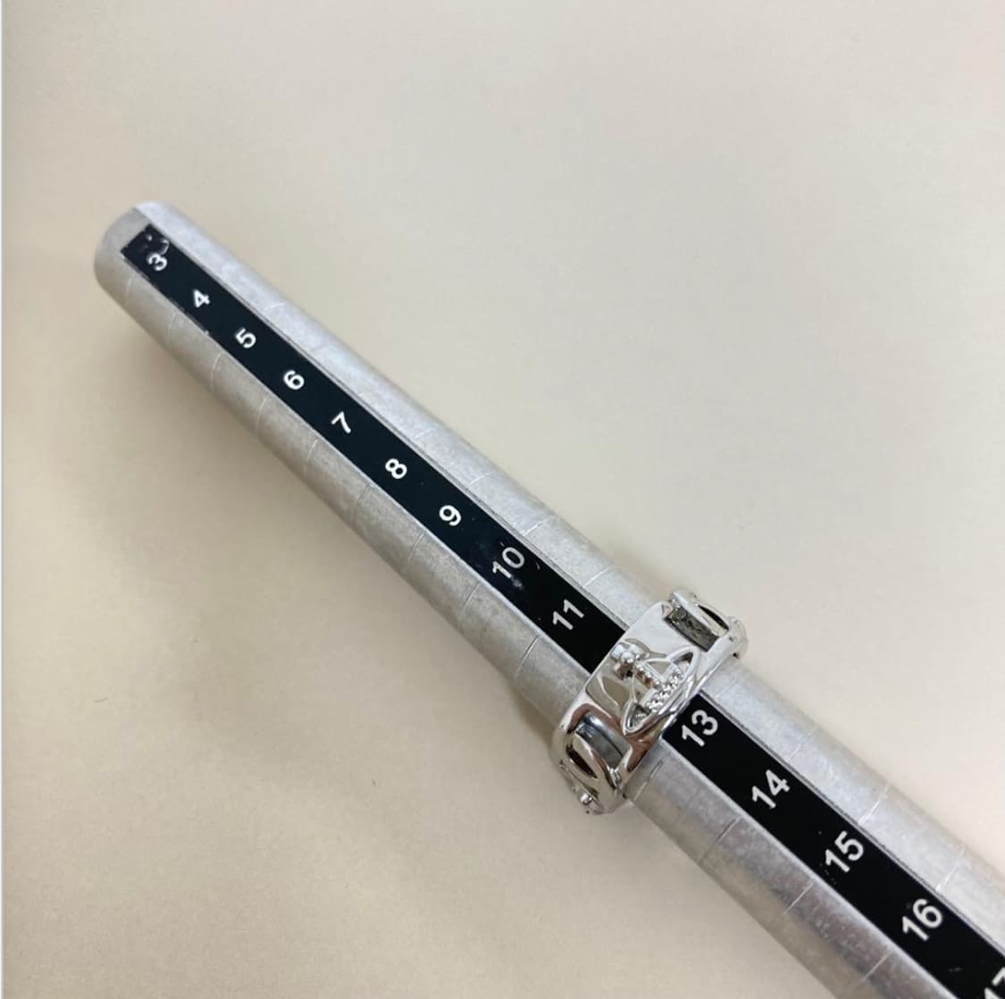 비비안웨스트우드 orb 실버밴드링 반지 상품이미지4