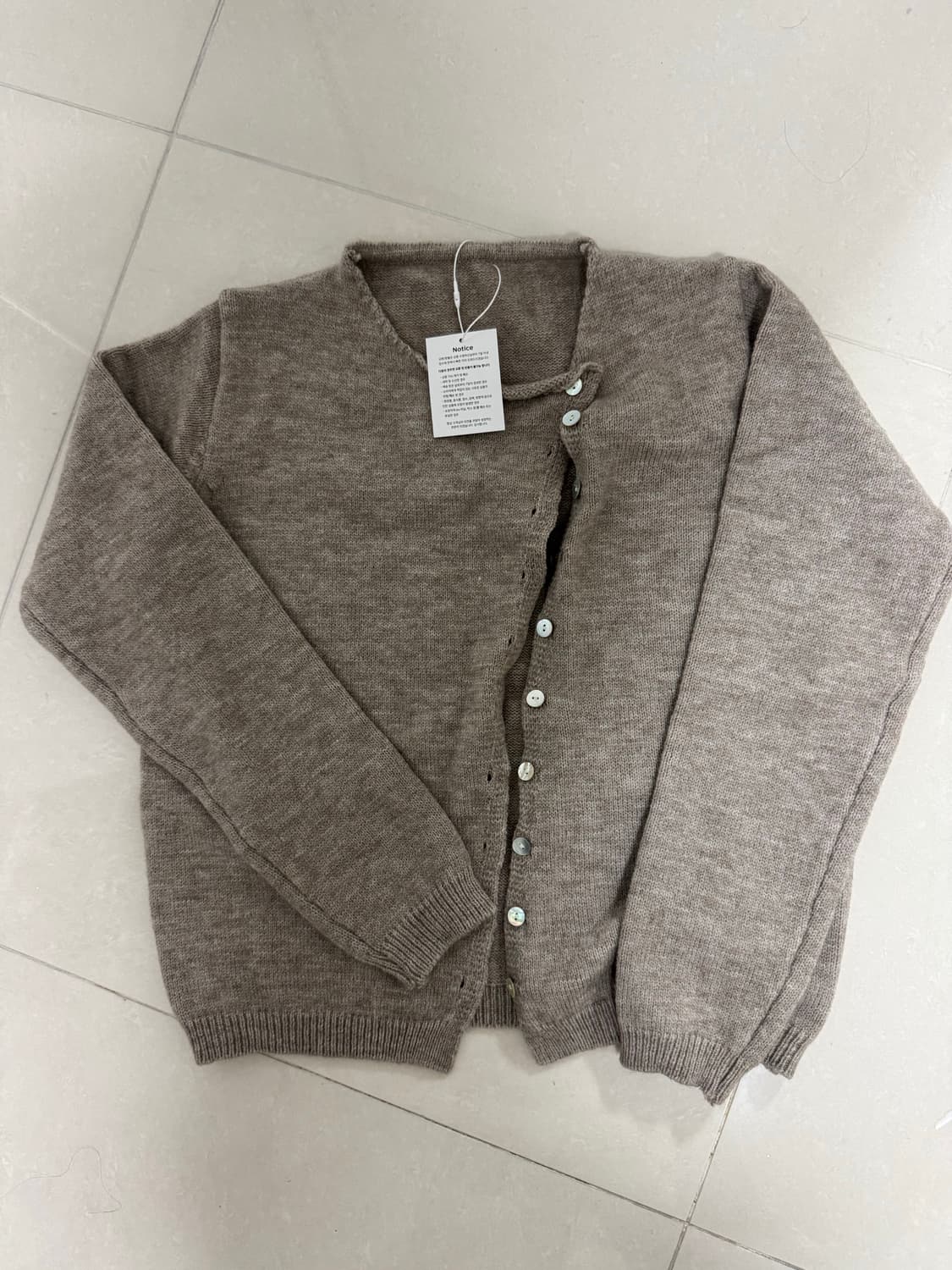 봄 버튼 니트 가디건 (새상품) 상품이미지1