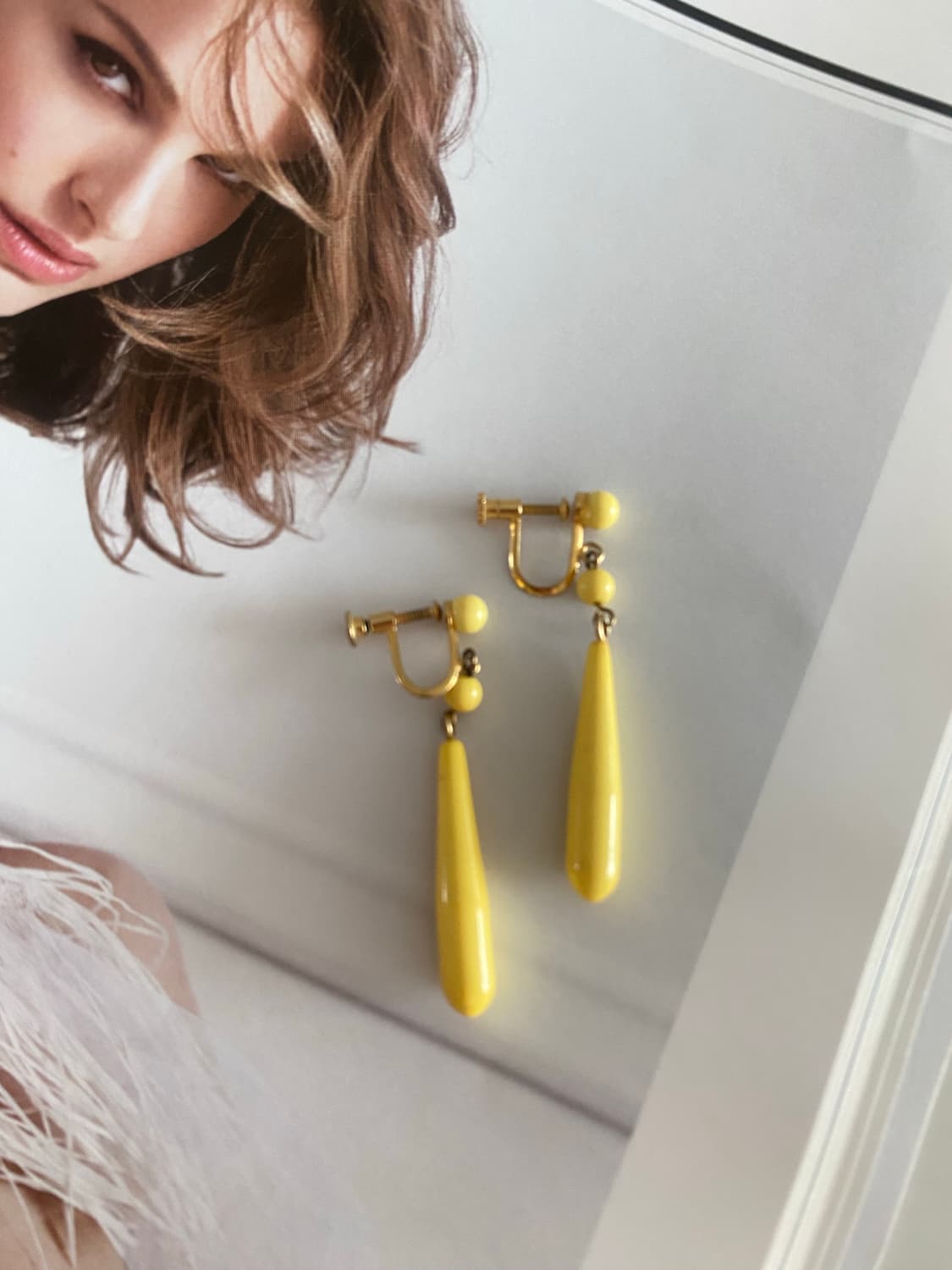 빈티지 옐로우 노랑 나사형 귀찌 귀걸이 상품이미지1