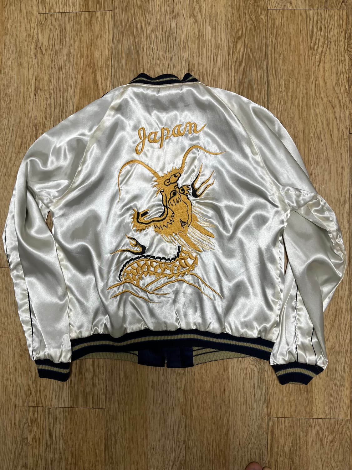 테일러토요 수베니어 스카쟌 자켓 상품이미지9