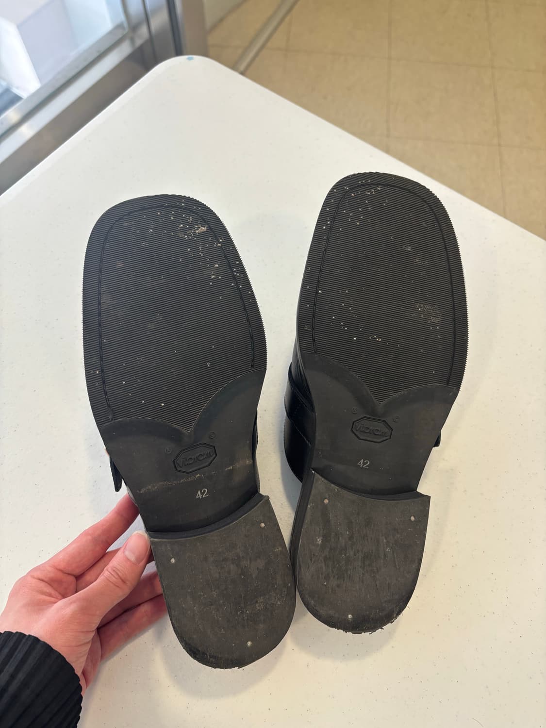 아워레가시 카미온 뮬 블랙 42  상품이미지5