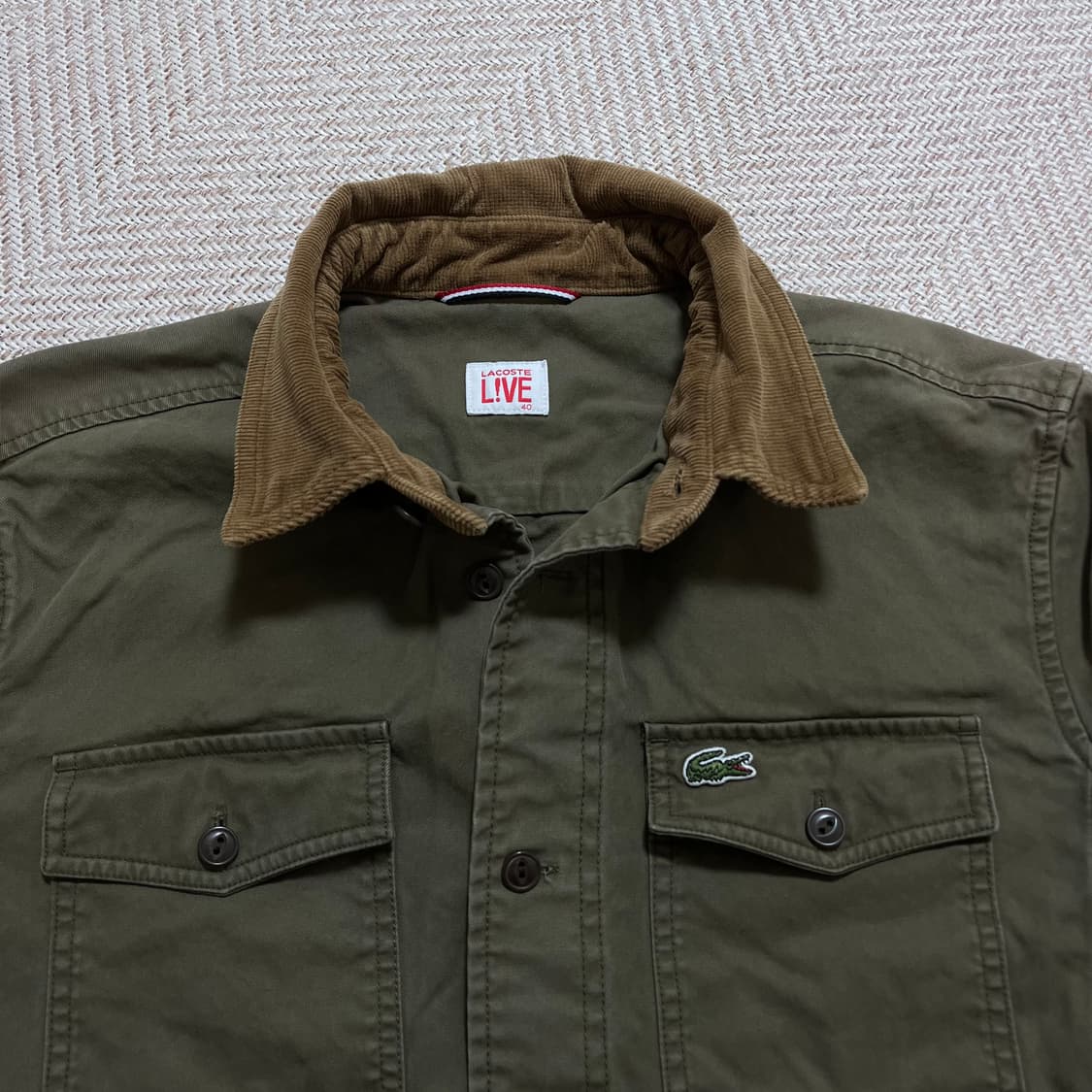 [정품] 라코스테 카키 빈티지포켓 골덴포인트 셔츠 [ 40 ] 상품이미지3