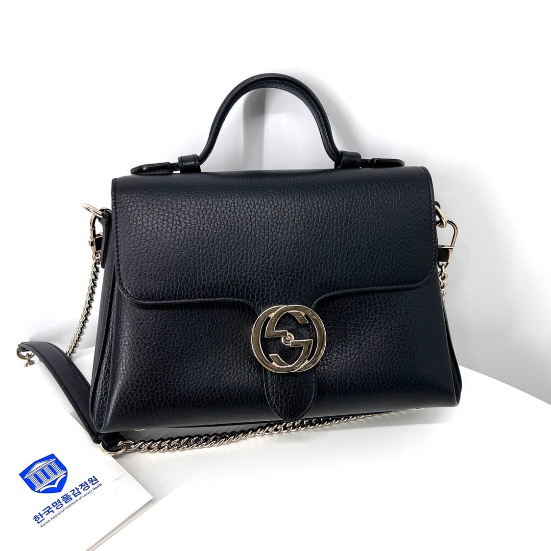 구찌 GG 인터로킹 탑핸들 체인 숄더백 블랙 (510302) 상품이미지3
