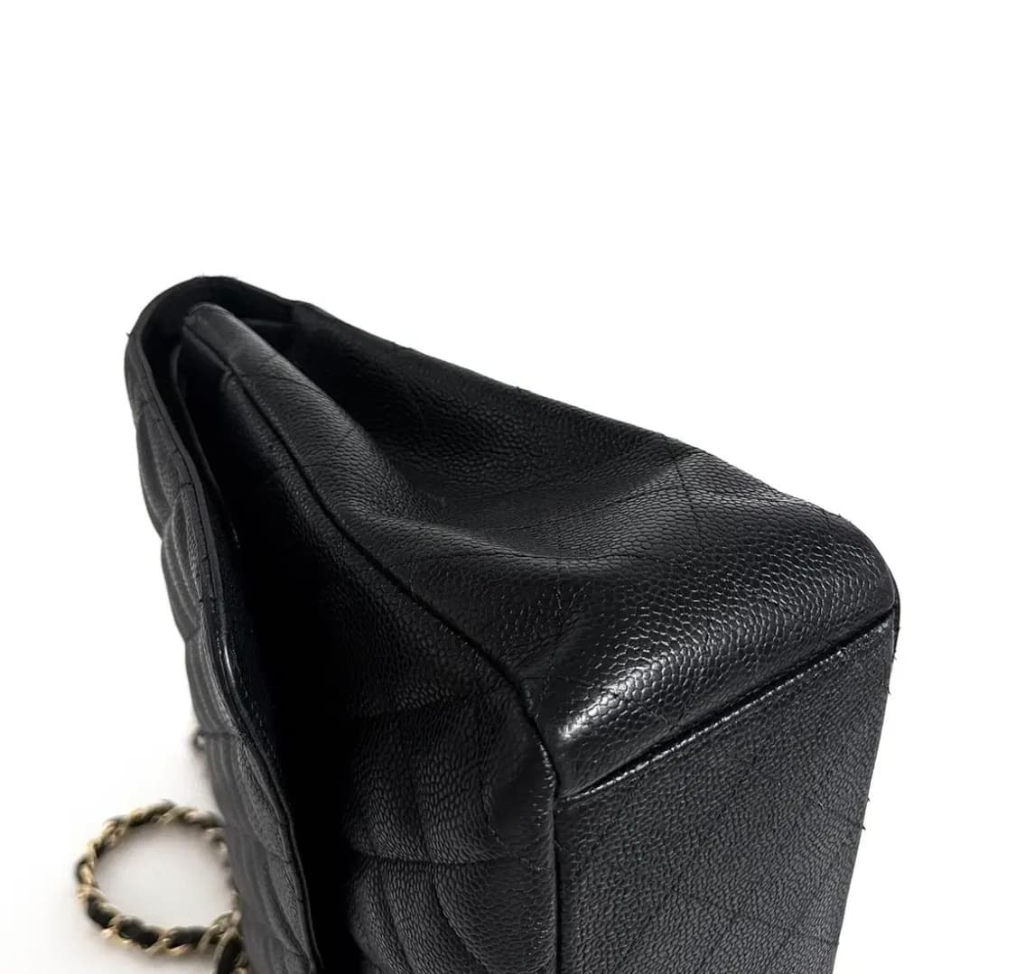 샤넬 캐비어 클래식 플랩백 맥시 27번대 A58601 상품이미지4