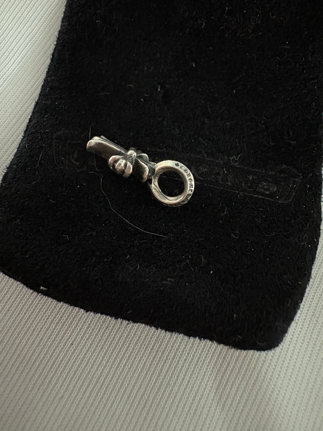 크롬하츠 크로스 스택2 참 한스룸 상품이미지3