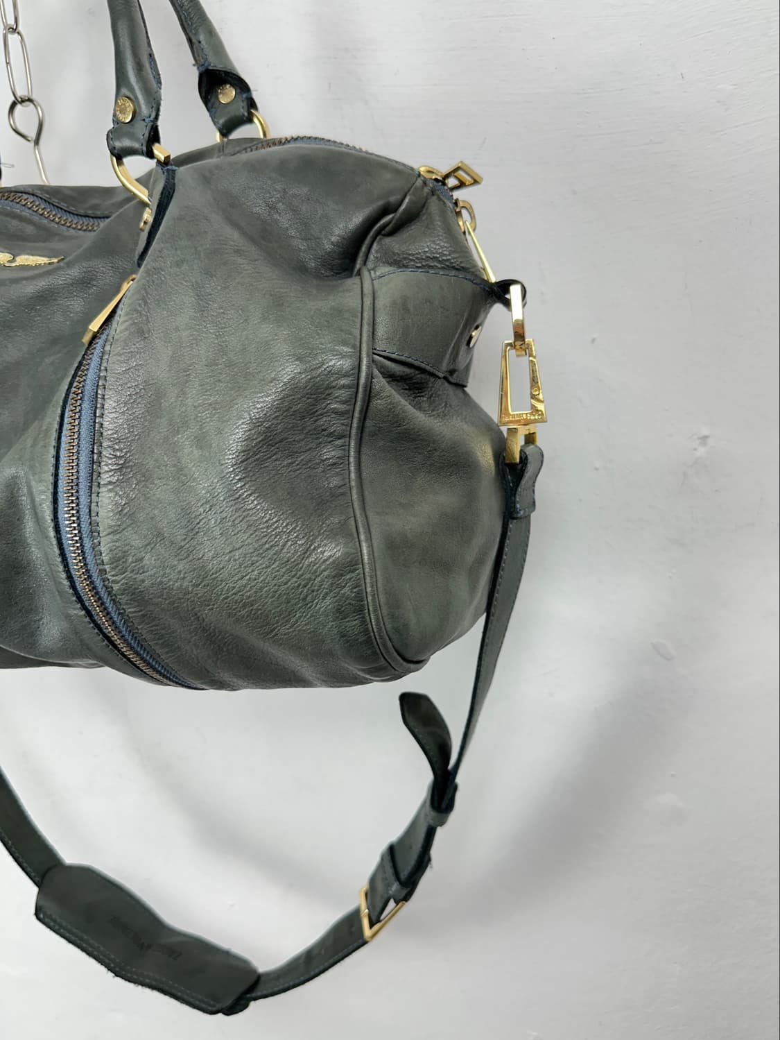Zadig & Voltaire Lambskin Zip Detail Bag 상품이미지3