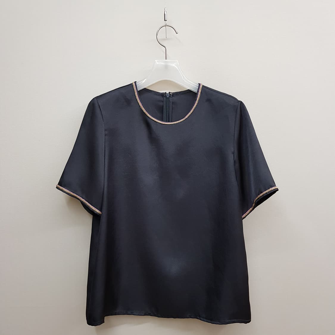 한섬 타임 체인 블록 블라우스 82-94-160사이즈 상품이미지1