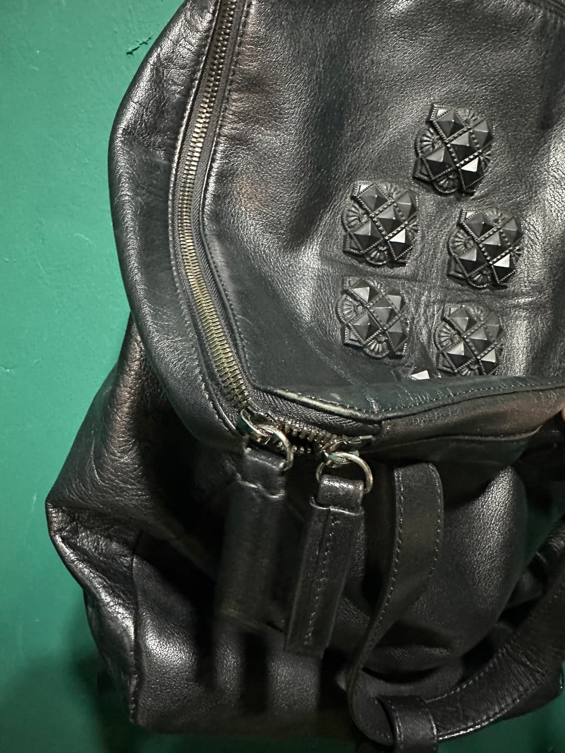 구호 레더백팩 상품이미지6