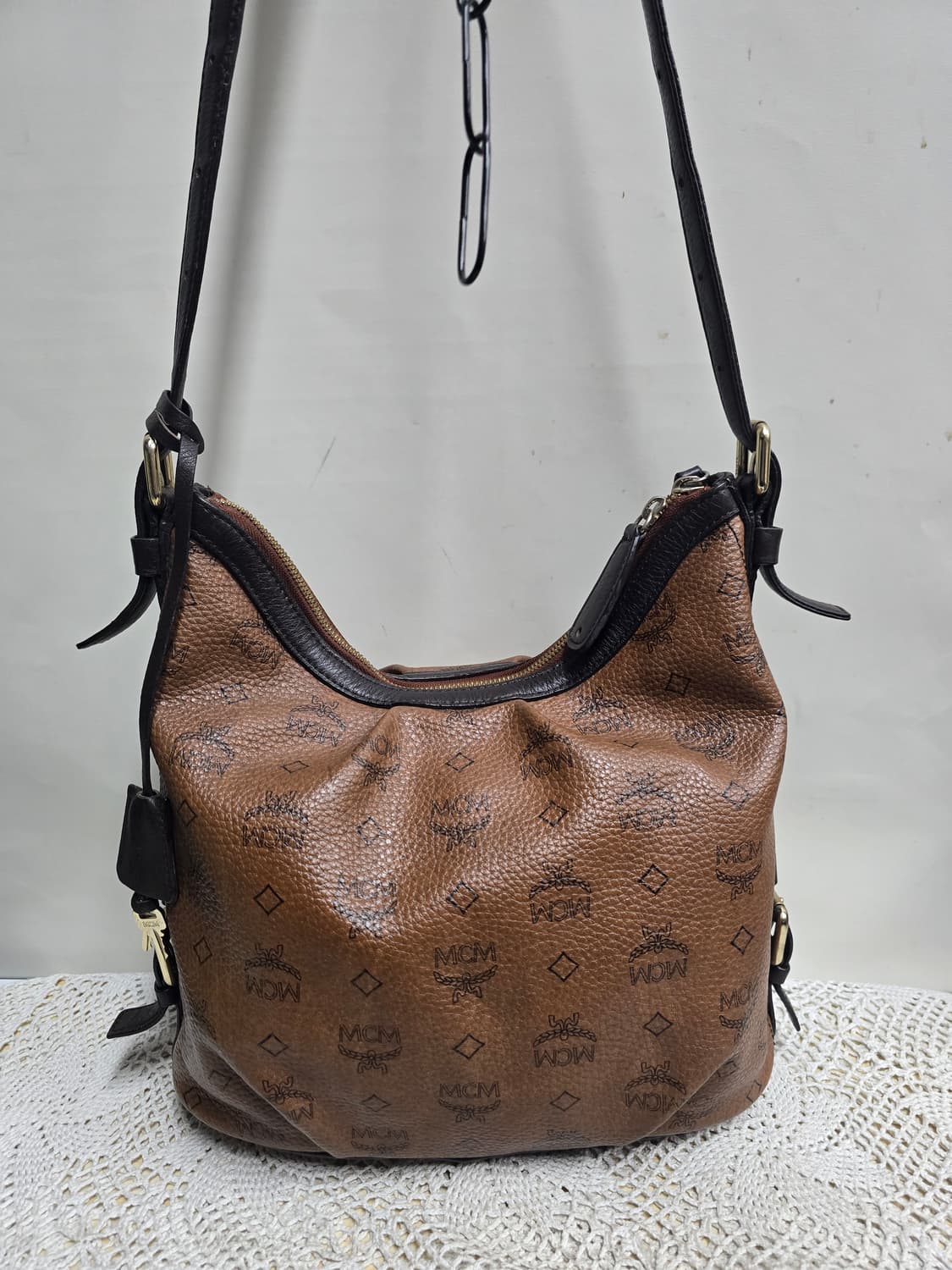 엠씨엠비세토스 호보백 상품이미지3