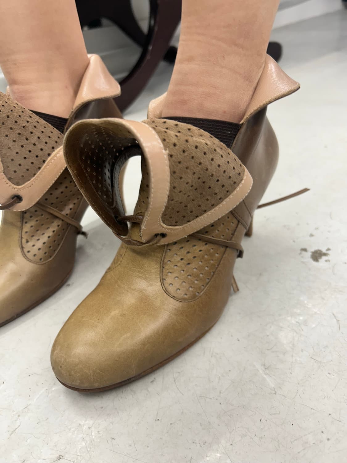 투웨이 펀칭힐 상품이미지2