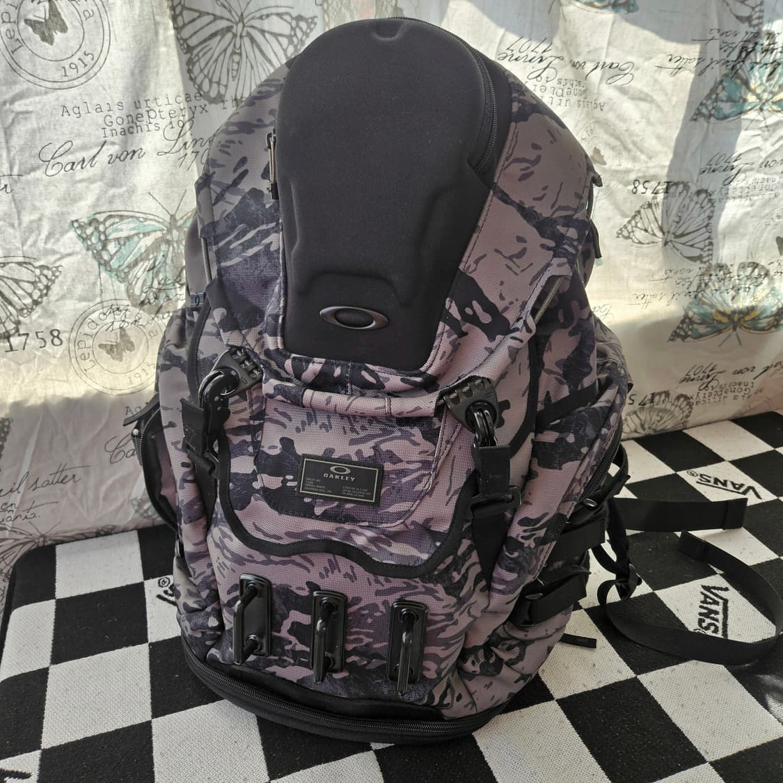 (미사용)오클리(Oakley) 키친 싱크 타이거 마운틴 카모 백팩 상품이미지2