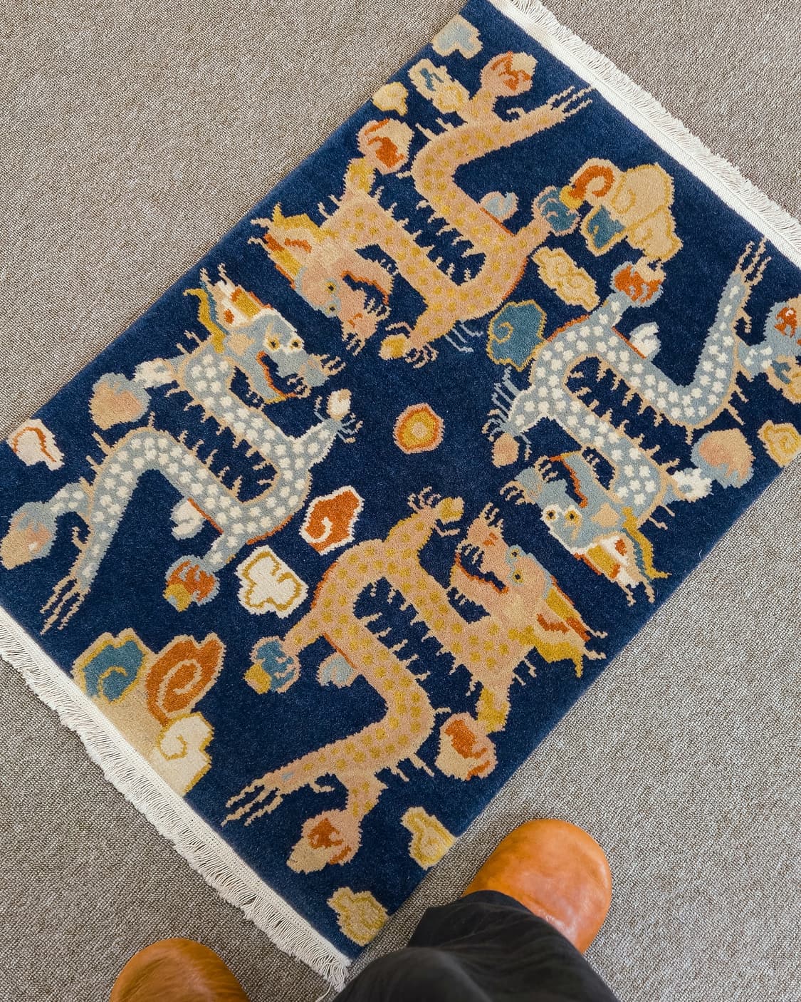 Tibetan Cardinal Dragons Rug 상품이미지4