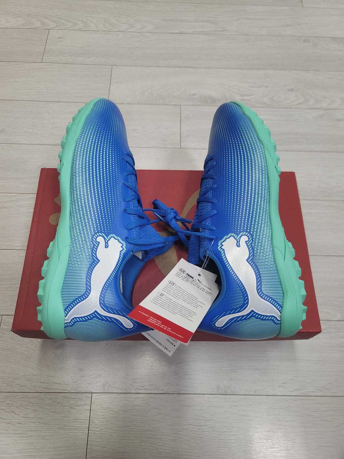 (260)푸마 풋살화 퓨처 7 플레이 TT[대전 직거래도 가능] 상품이미지1