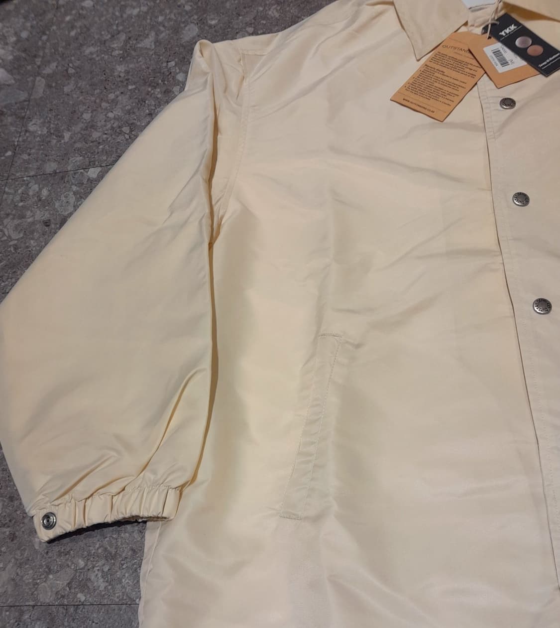 💥(새상품) 아웃스탠딩 코치자켓 아이보리 (2)
 상품이미지7