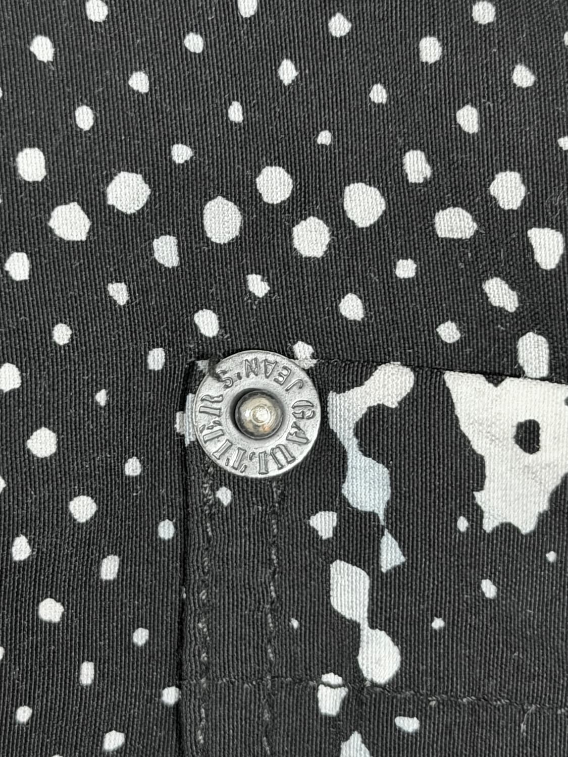 장폴고티에 AW97 fight racism 셔츠 상품이미지7