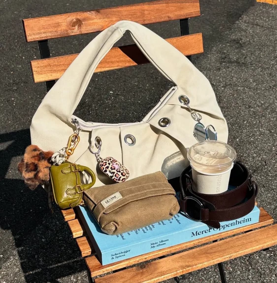 디망쉬 코펜하겐 숄더 백 크림 상품이미지4