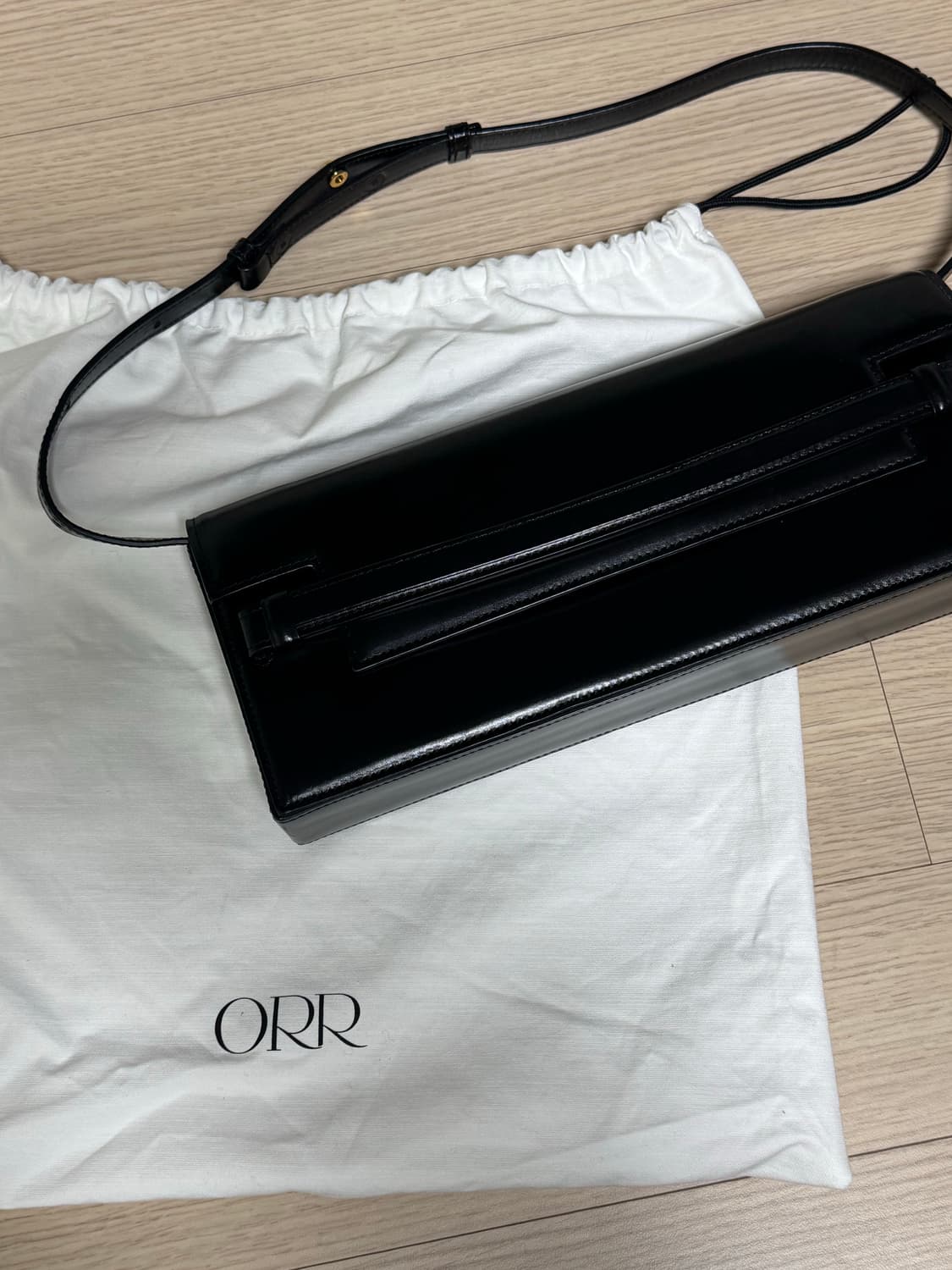 오르 테오 클래식백 M(더스트백 있음) 상품이미지1