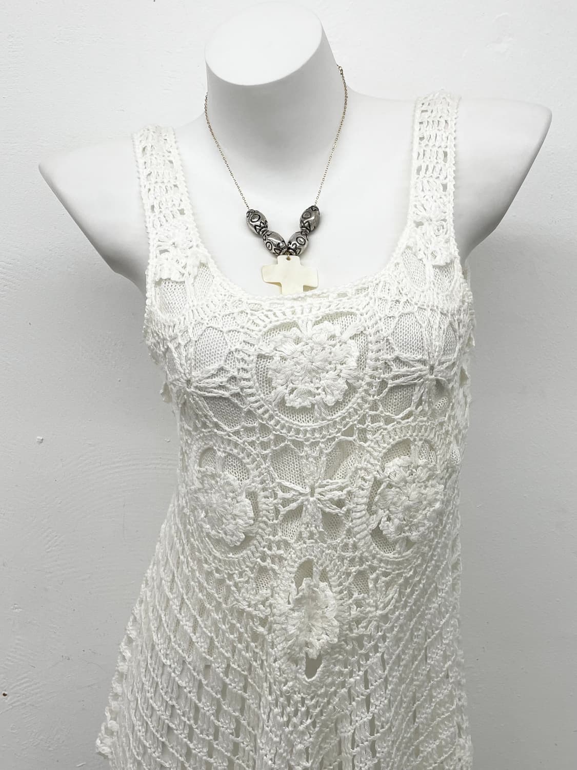 화이트페어리 디테일 크로셰 탑 상품이미지2