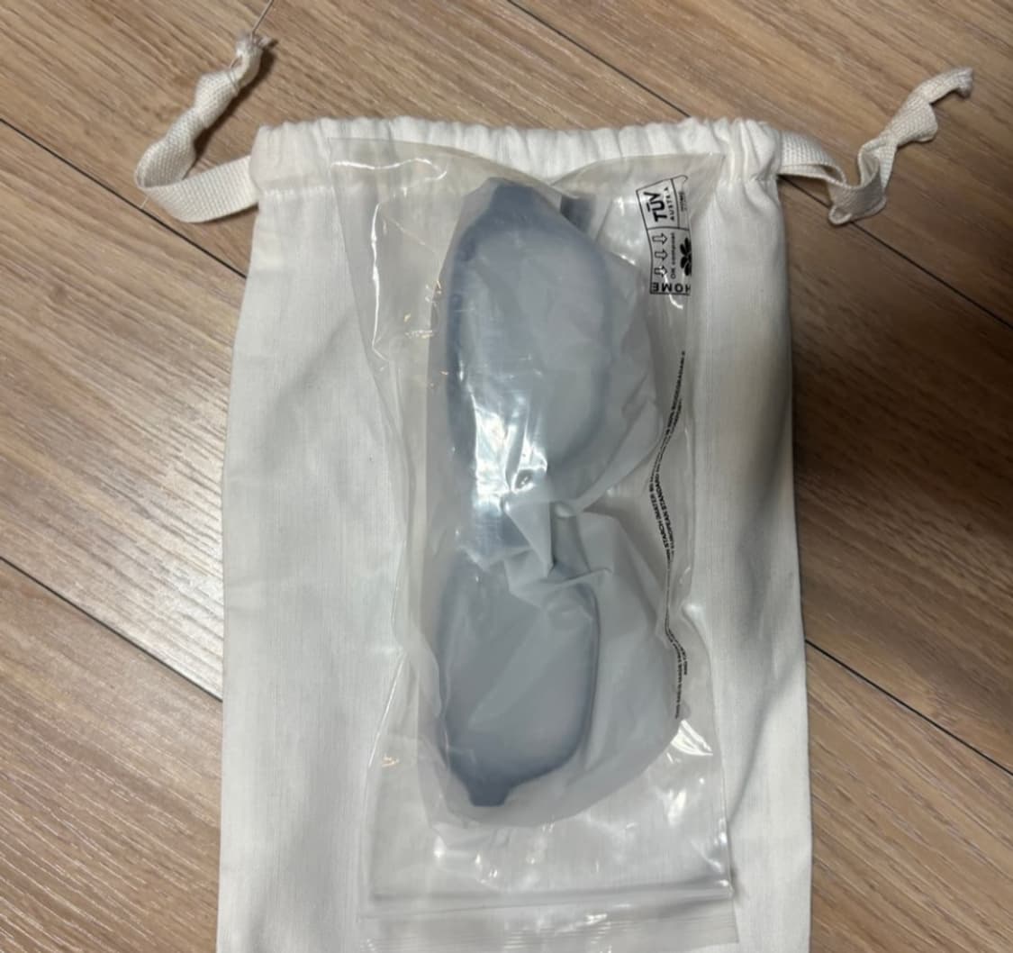 메종 마르지엘라 x 젠틀몬스터 mm210 블랙클리어 팝니다 상품이미지4