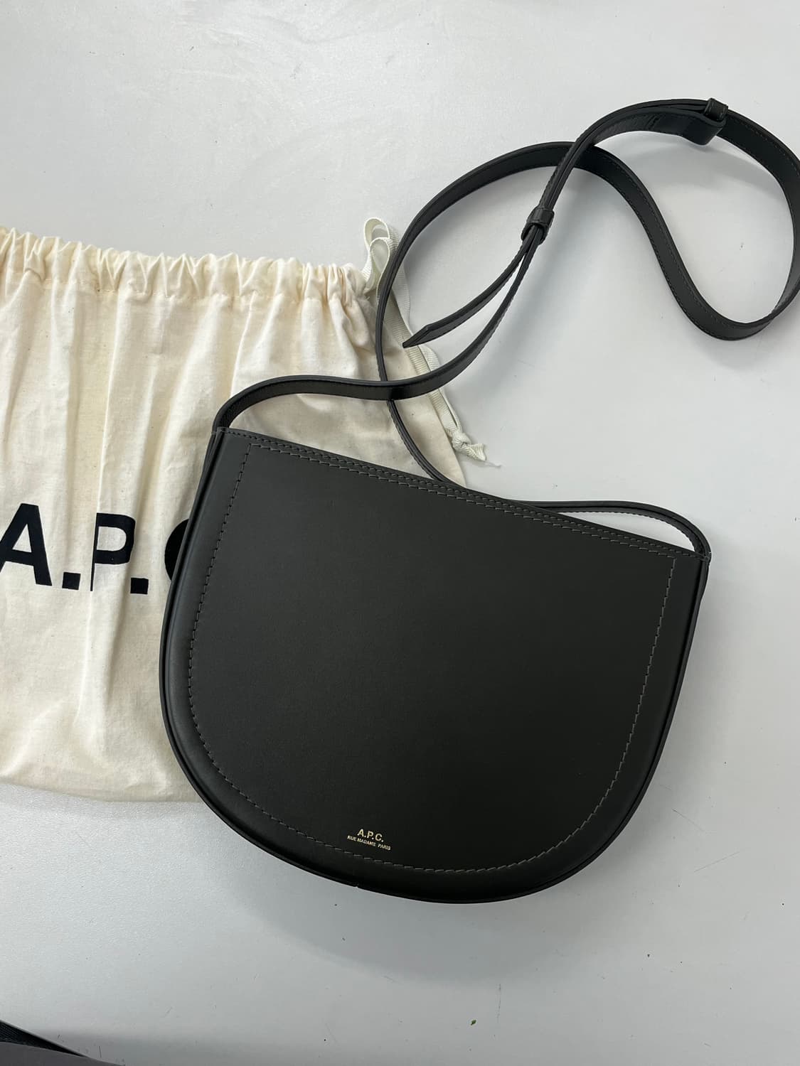 A.P.C 줄리엣백 (상태최상) 상품이미지1