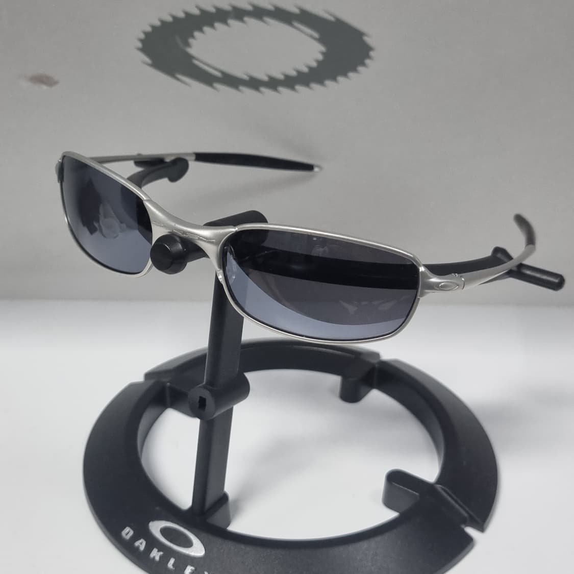 오클리 스퀘어와이어 2.0 스프링 실버 새렌즈 상품이미지2