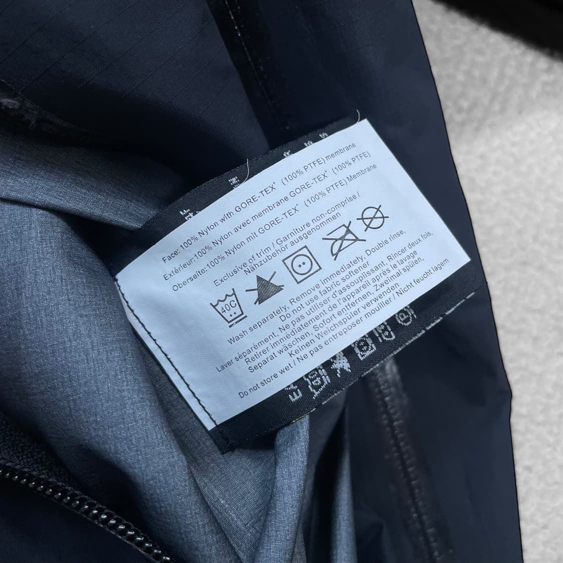 아크테릭스 Arcteryx theta AR 고어텍스 자켓 블랙 상품이미지7