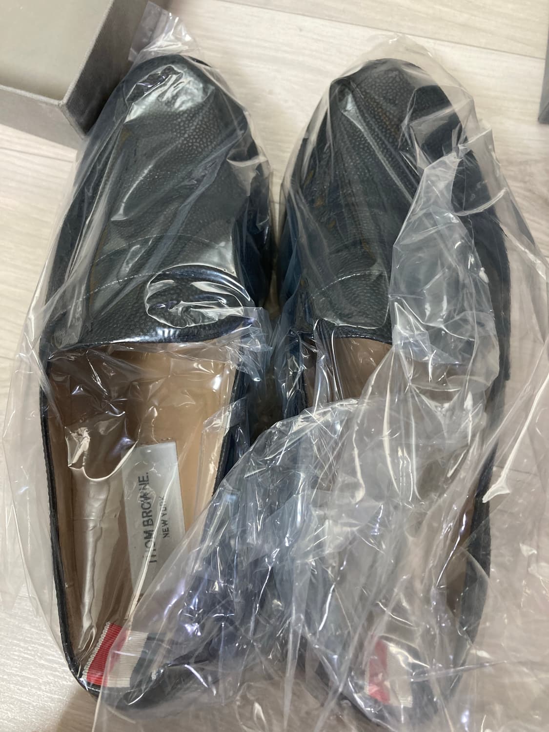 [톰브라운] 114만원 로퍼 신품(새거) 40% 할인 (새거) 가격 상품이미지4