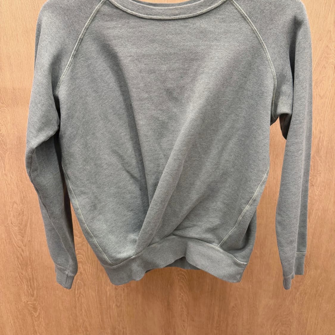 이자벨마랑 에뚜왈 라운드넥 맨투맨 밑단 꼬임 디테일 레귤러핏 민트 블루 상품이미지5